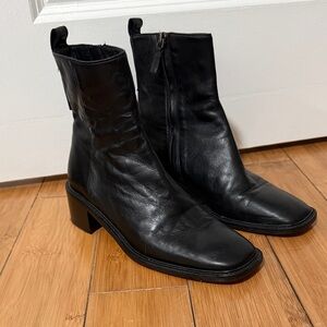 Everlane Black Ankle Boots
